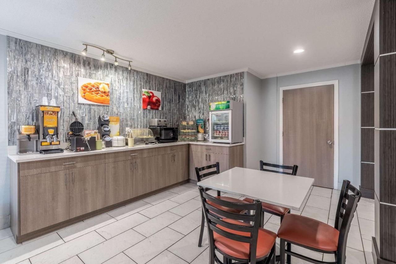 Quality Inn Cleveland Ngoại thất bức ảnh