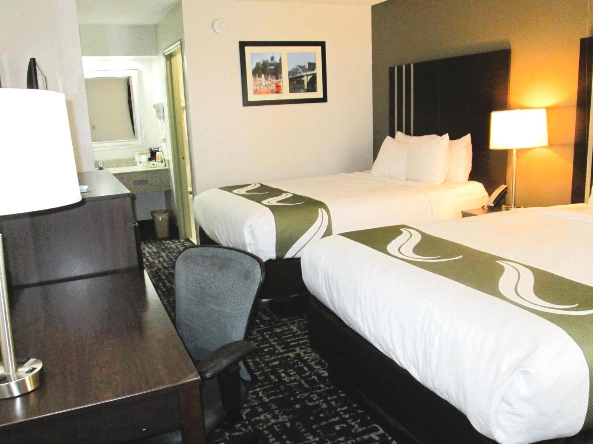 Quality Inn Cleveland Ngoại thất bức ảnh